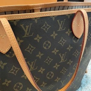 Louis Vuitton Neverfull MM